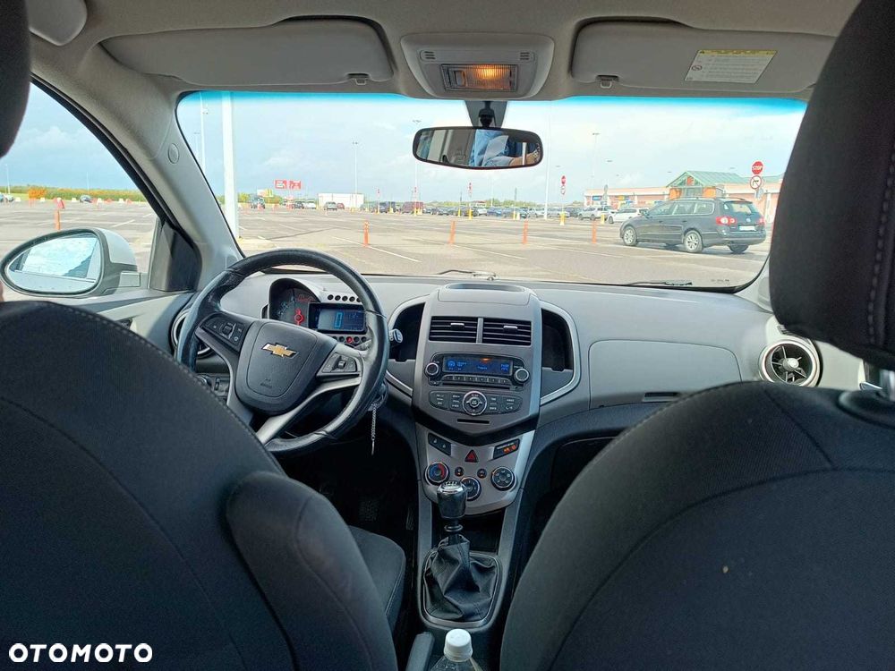 Chevrolet Aveo - 6