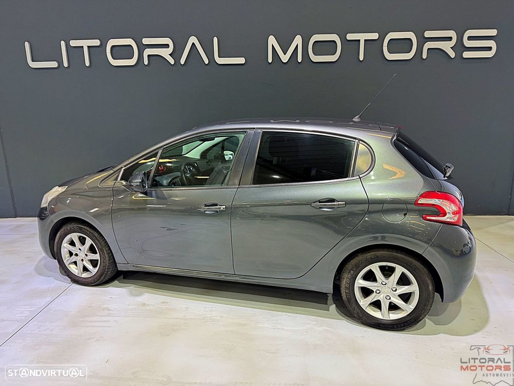 Peugeot 208 1.2 PureTech Style - 7