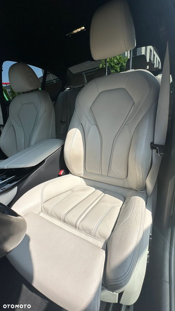 BMW Seria 5 520d Efficient Dynamics M Sport sport - 19