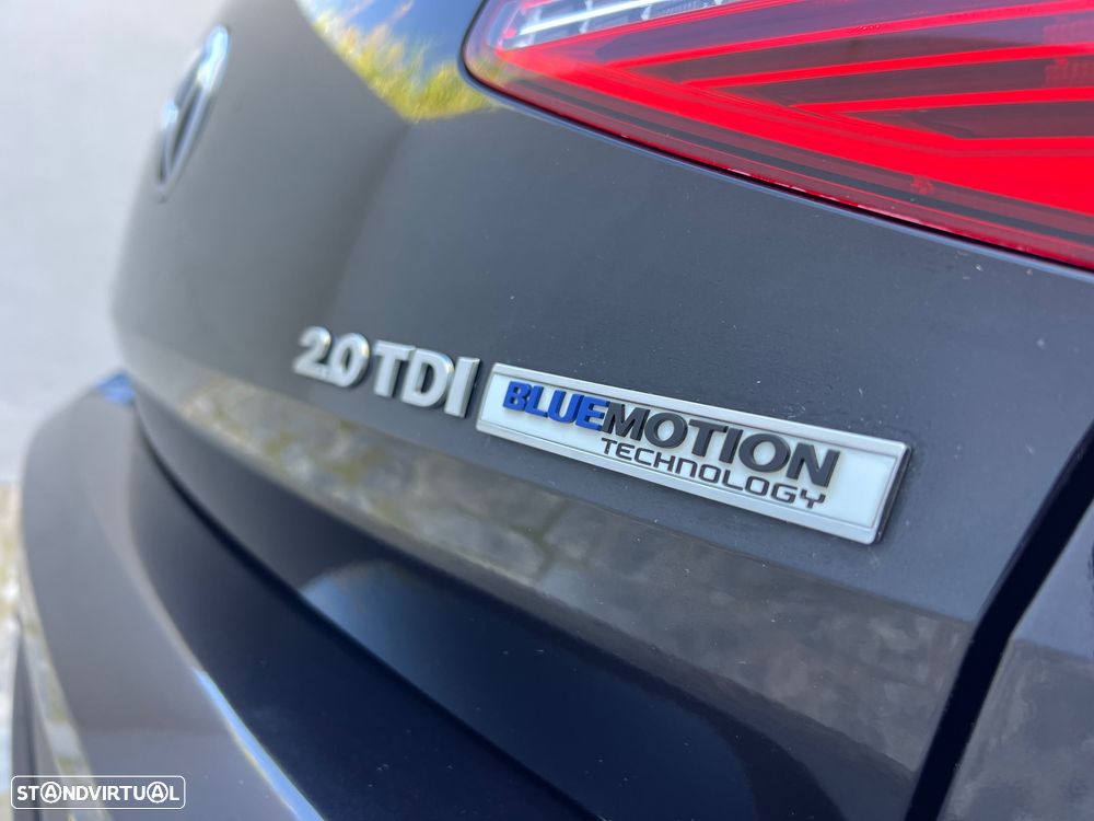 VW Passat 2.0 TDI Confortline DSG - 20