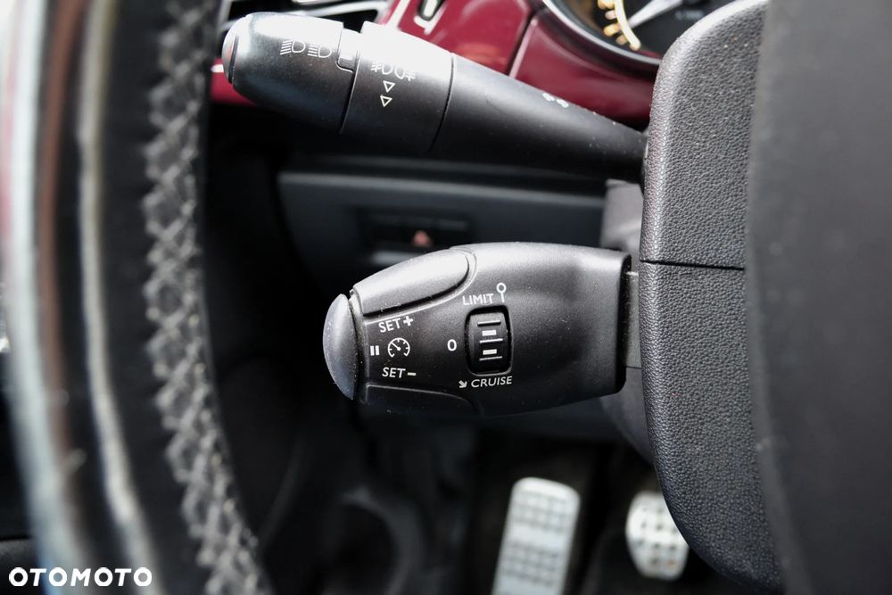 Citroën DS3 THP 155 SportChic - 24