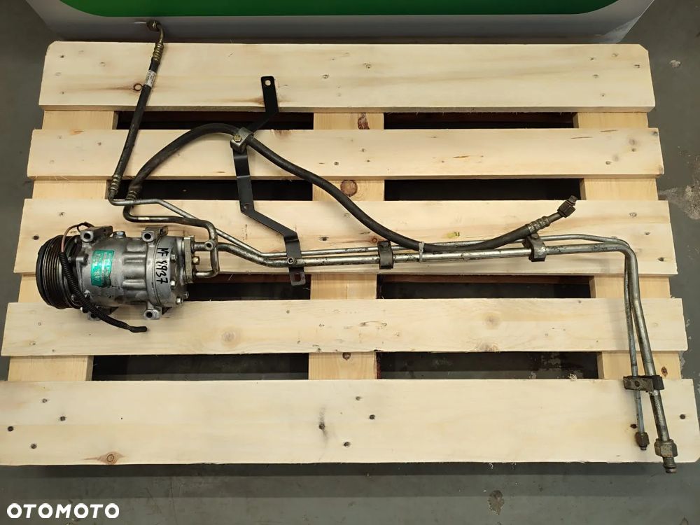 Kompresor klimatyzacji 4234471M1 Massey Ferguson 8937 - 5