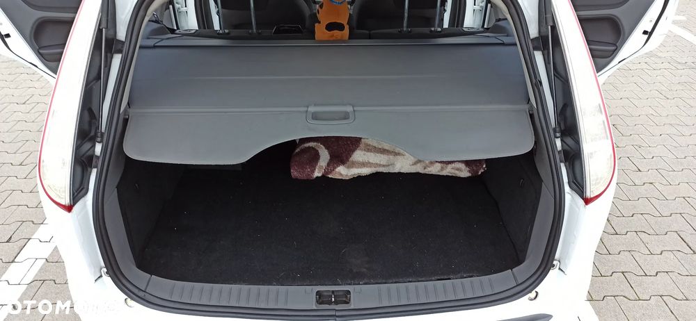 Ford Focus 1.6 TDCi Trend DPF - 34