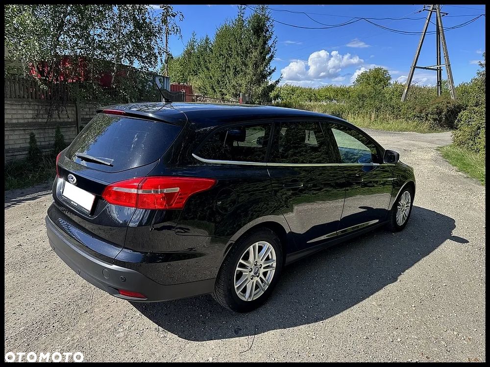 Ford Focus - 24