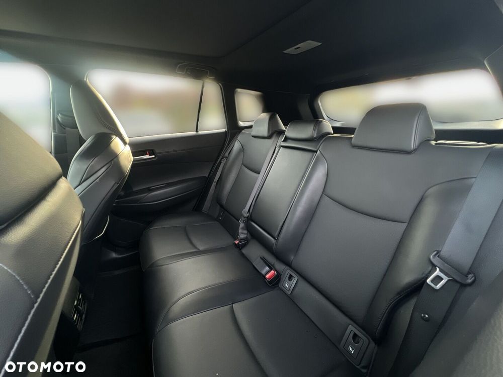Toyota Corolla Cross 2.0 Hybrid Executive - 18