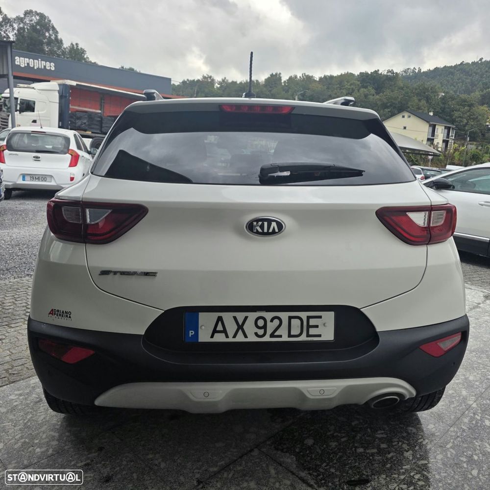 Kia Stonic - 11