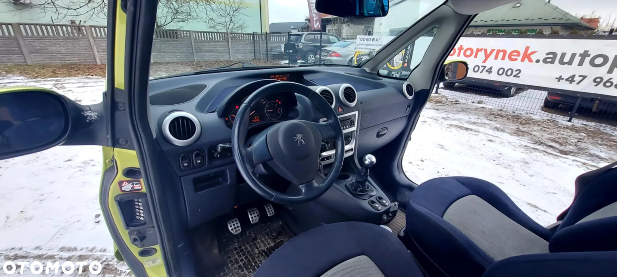 Peugeot 1007 HDi FAP 110 Premium - 16