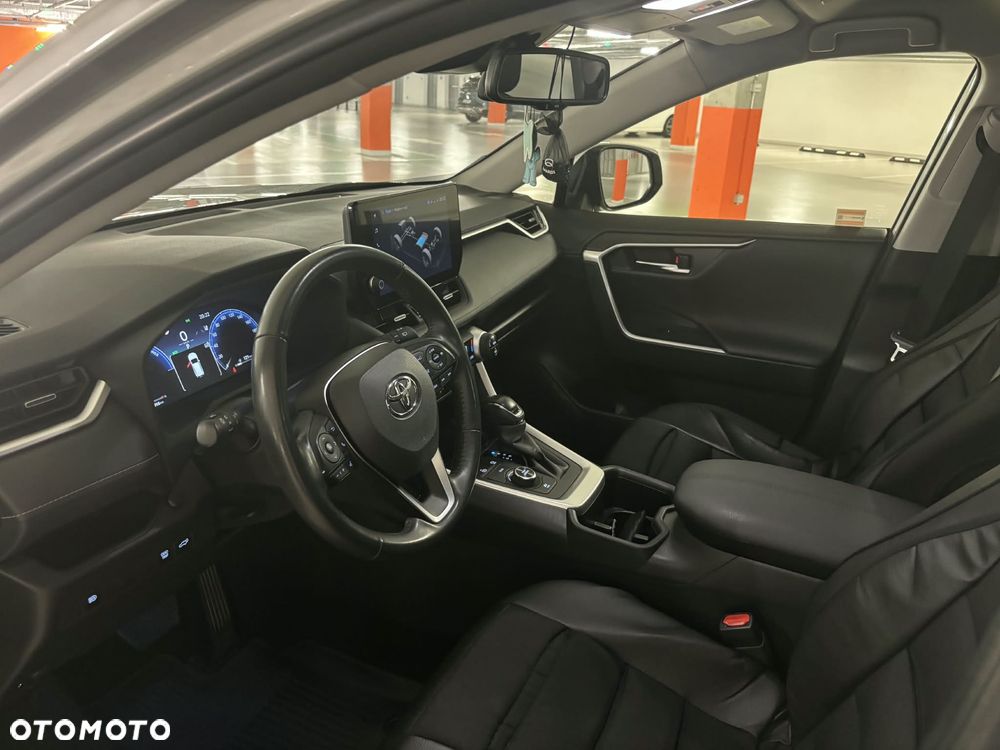 Toyota RAV4 - 24