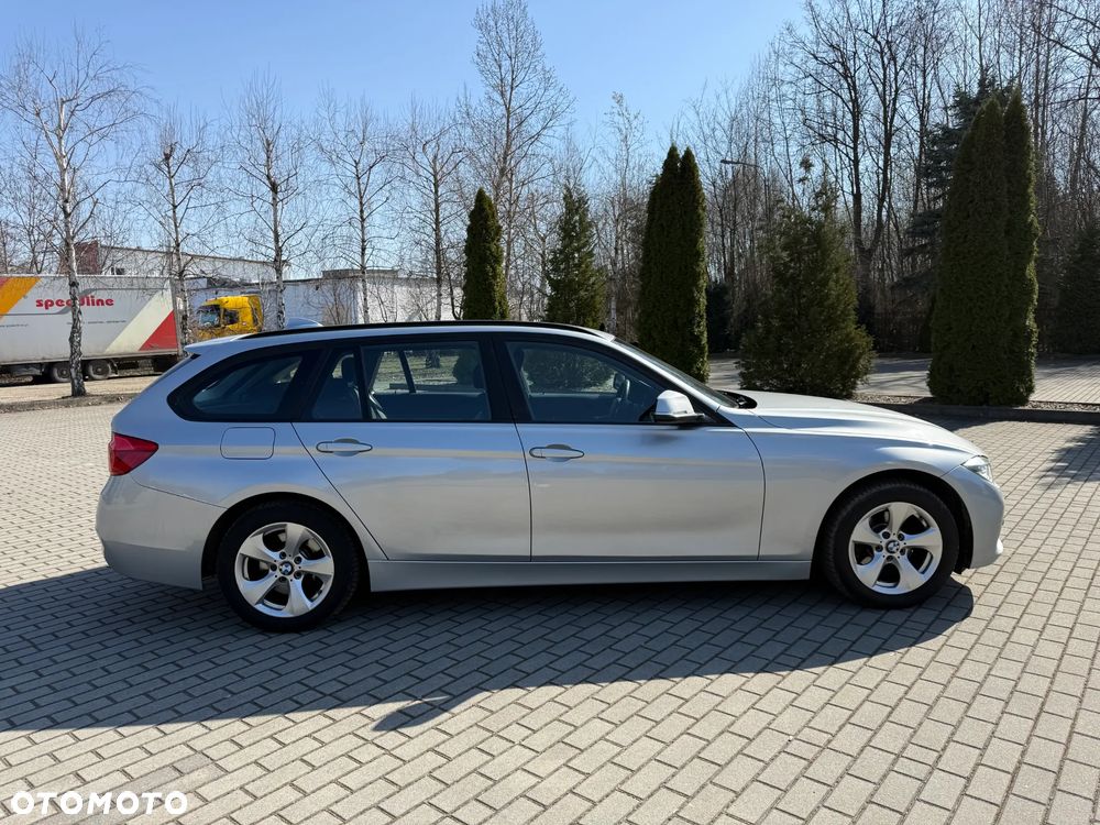 BMW Seria 3 318i Advantage - 7