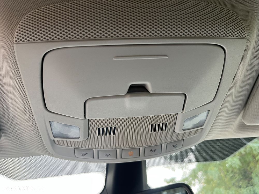 Ford S-Max 2.0 TDCi Trend - 26