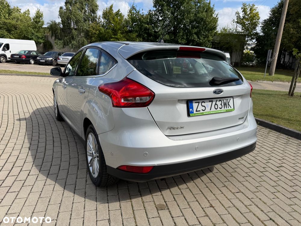Ford Focus 1.0 EcoBoost Titanium Business - 16