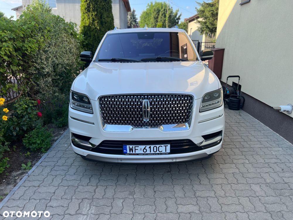 Lincoln Navigator - 4