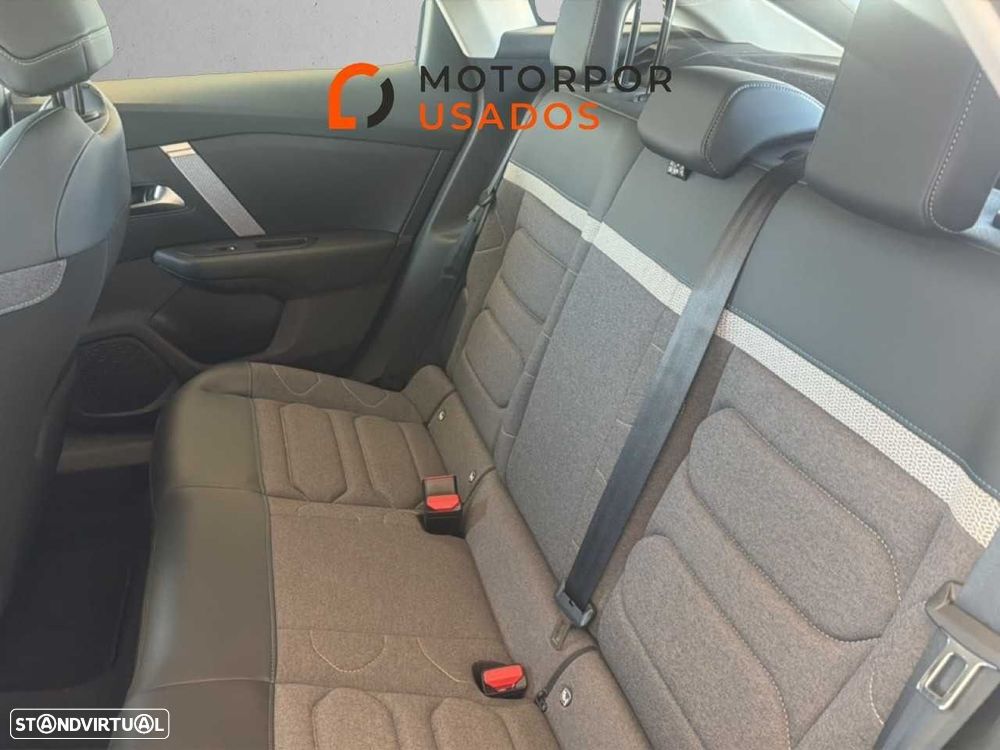 Citroën C4 1.2 PureTech Shine EAT8 - 10