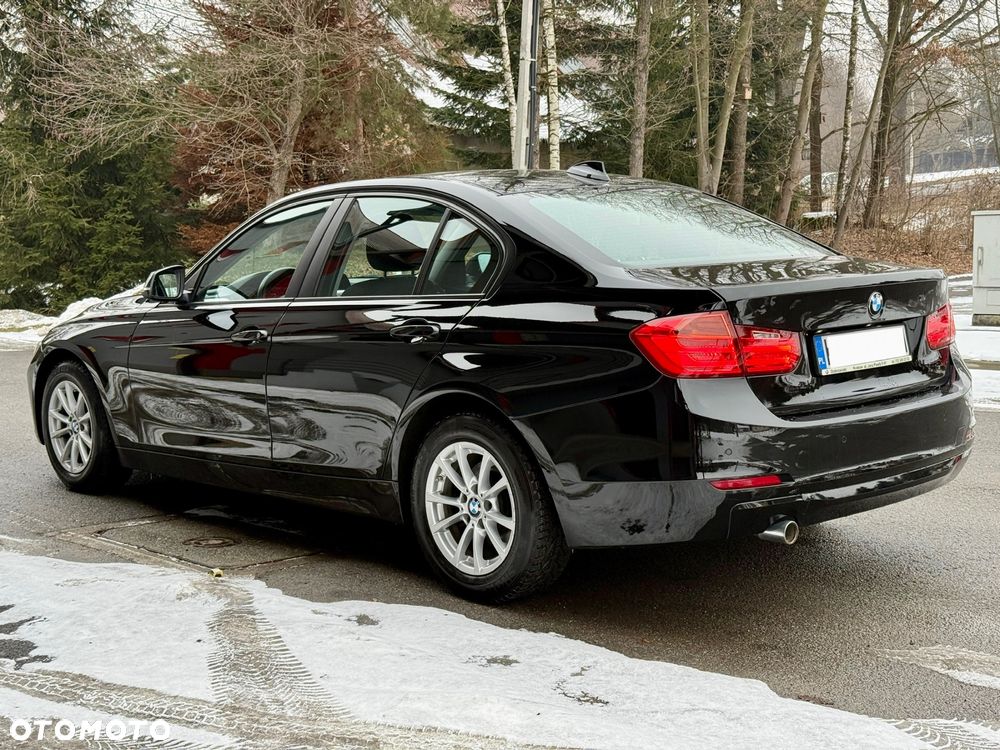 BMW Seria 3 316d - 4