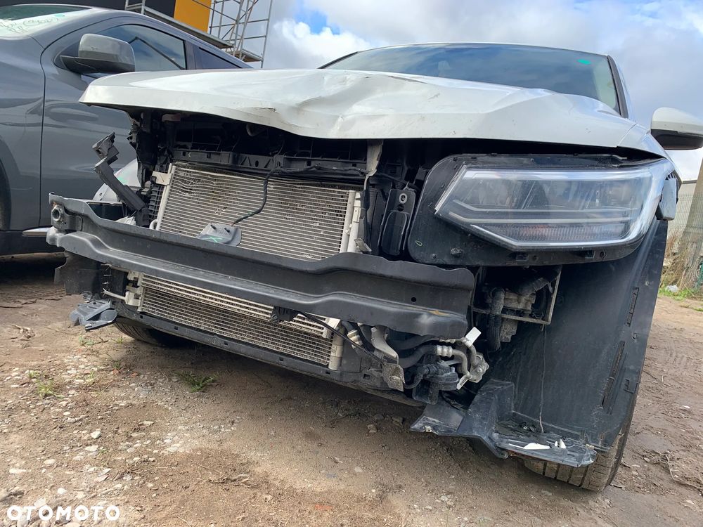 Volkswagen Tiguan Allspace - 9