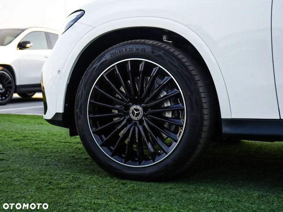 Mercedes-Benz GLC 300 mHEV 4-Matic AMG Line - 16