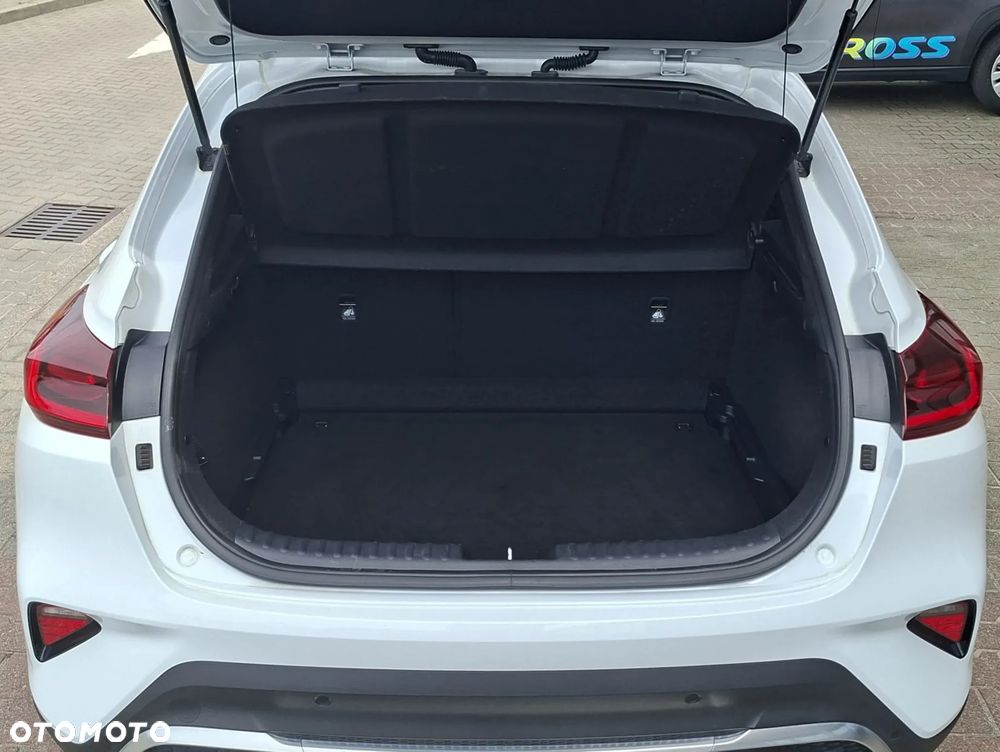 Kia XCeed 1.5 T-GDI M DCT - 9
