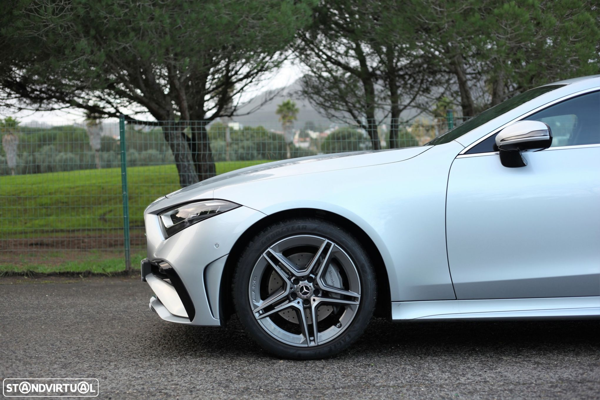 Mercedes-Benz CLS 220 d AMG Line - 23