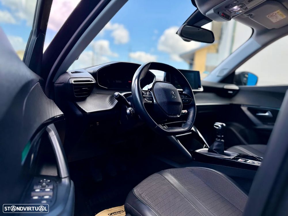 Peugeot 2008 1.2 PureTech Allure Pack - 12