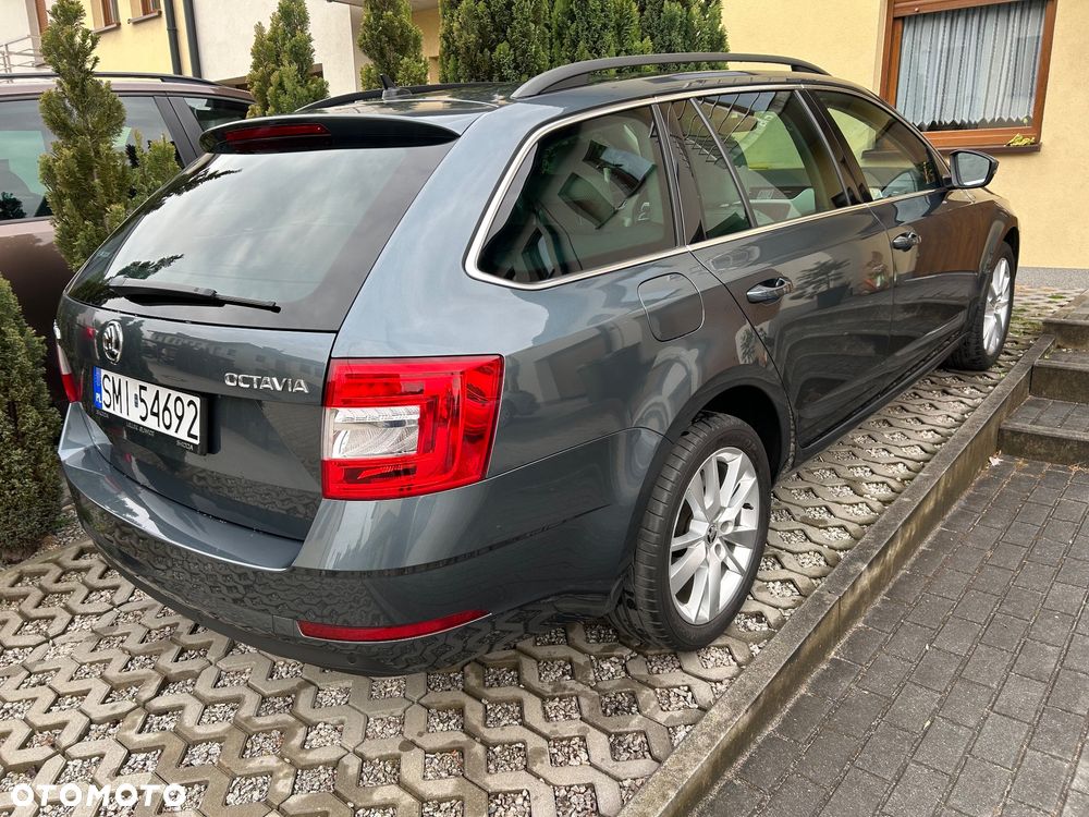 Skoda Octavia 2.0 TDI Style DSG - 8