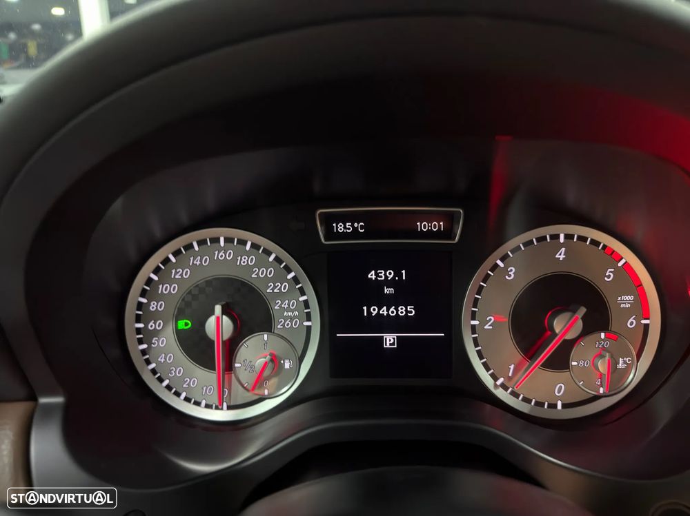 Mercedes-Benz A 180 CDI (BlueEFFICIENCY) AMG Sport - 13