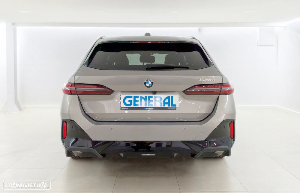BMW 520 d Pack Desportivo M Pro - 4