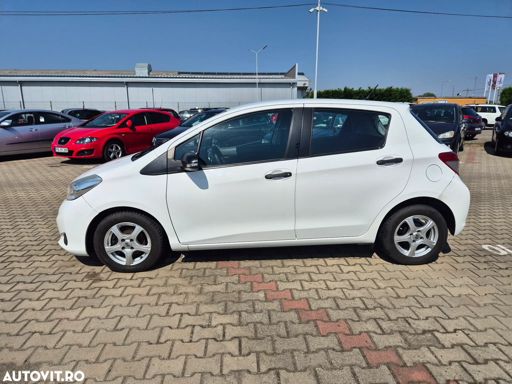 Toyota Yaris 1.4 D-4D Comfort - 12