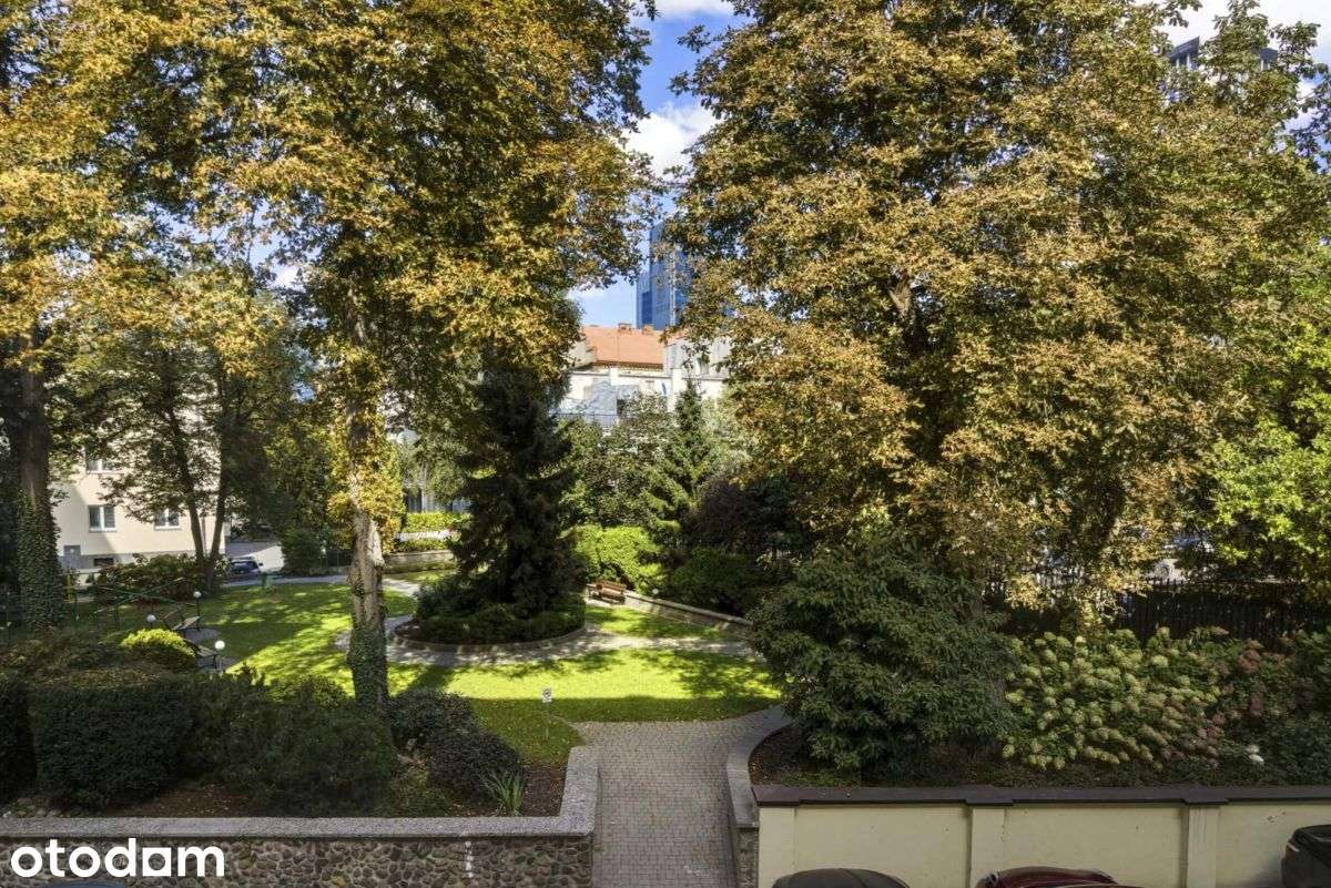 Kamienica z duszą. Znakomita lokalizacja.