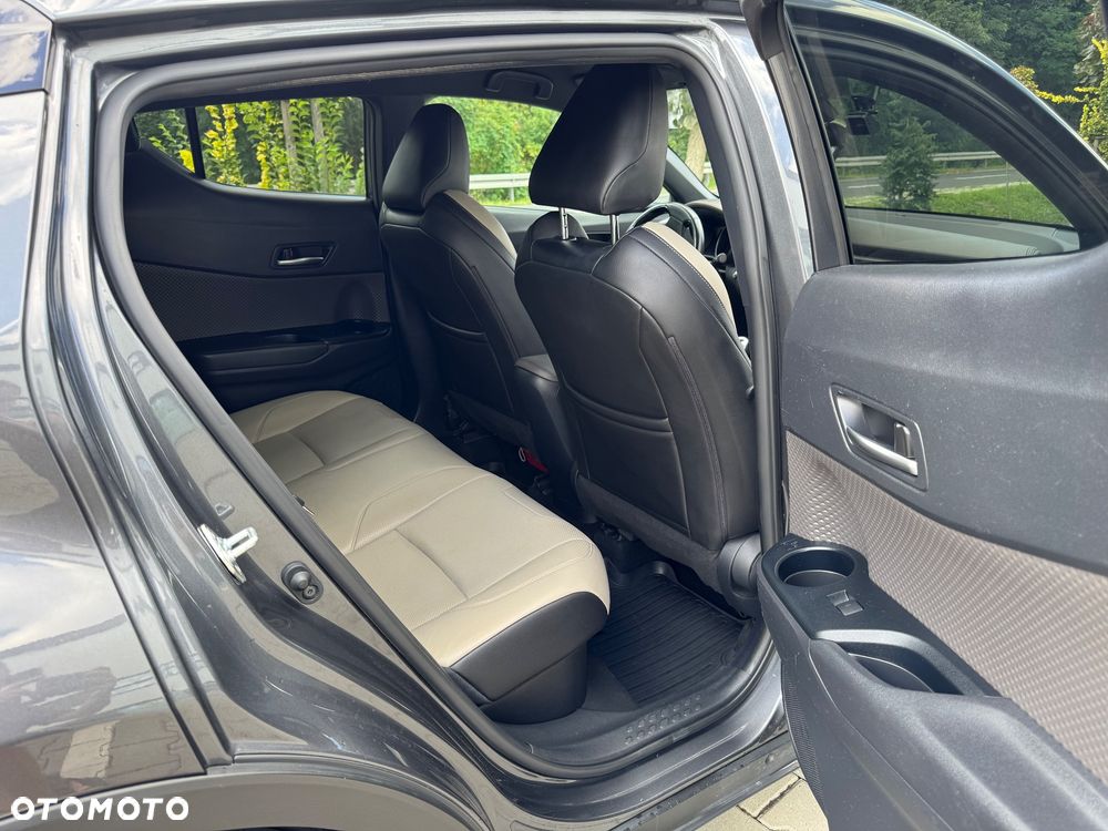 Toyota C-HR 2.0 Hybrid Executive - 9