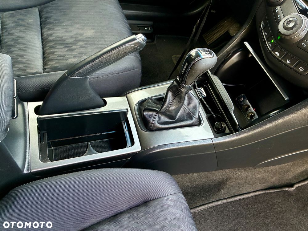 Honda Accord 2.0 i Executive - 27