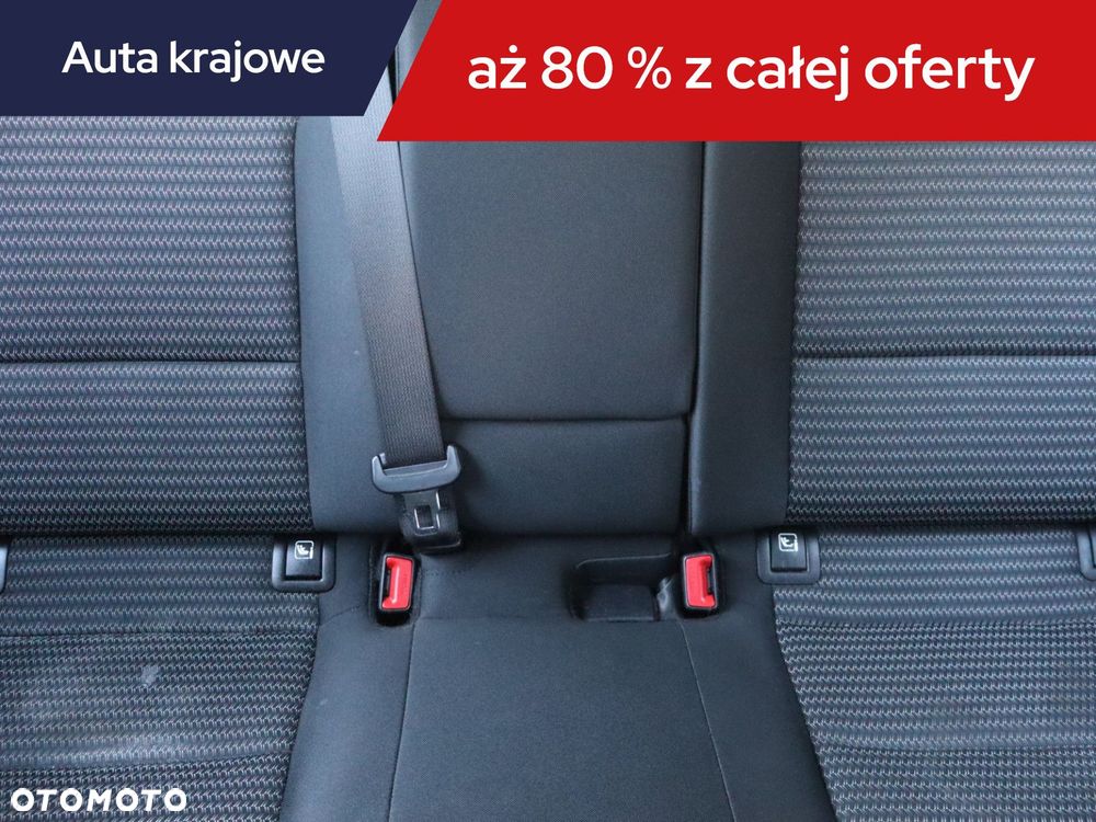 Kia Ceed - 12