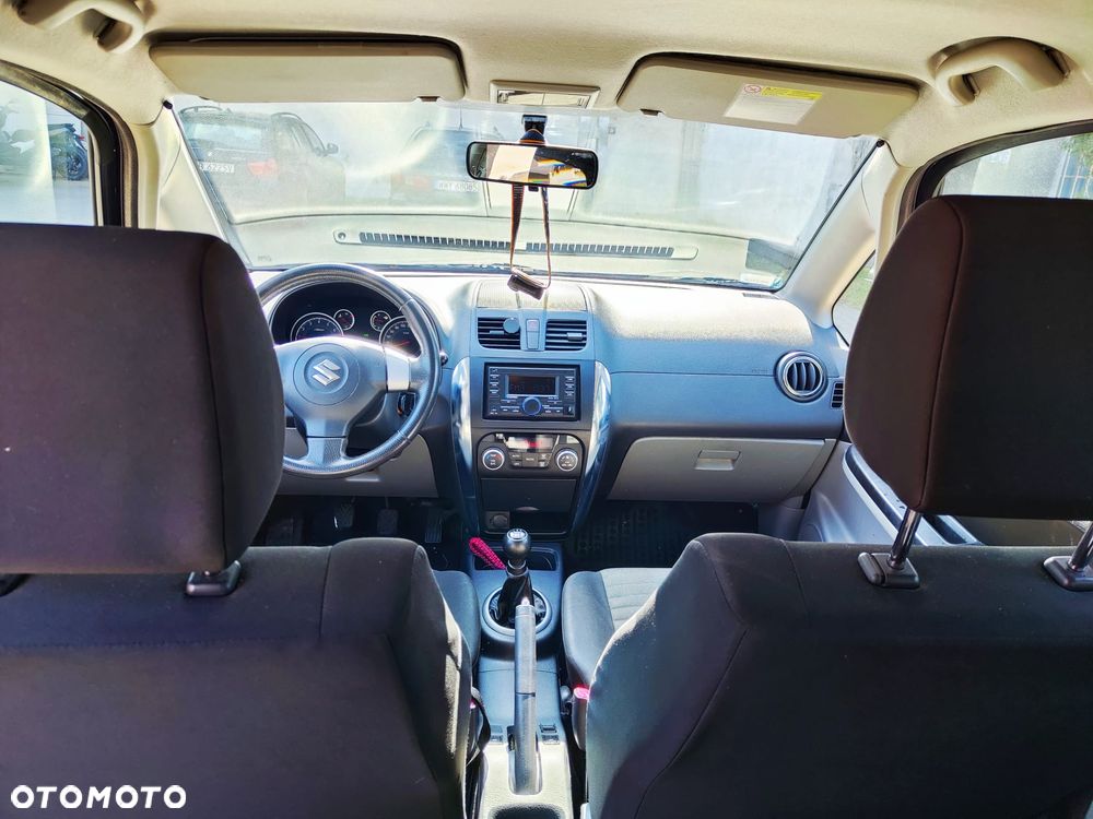 Suzuki SX4 - 26