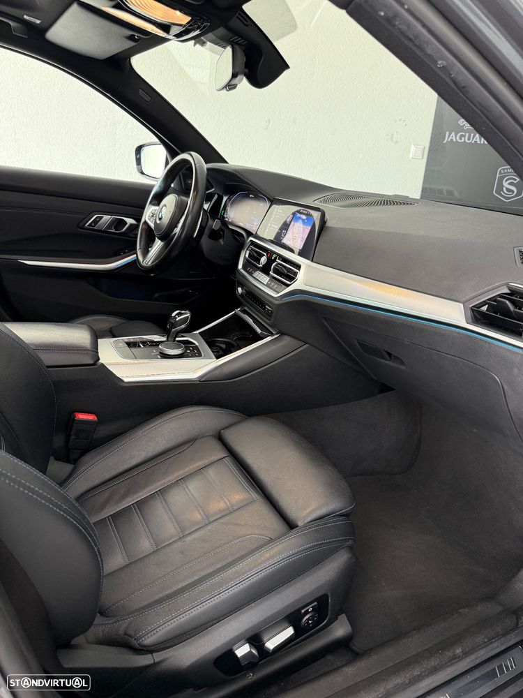 BMW 330 e Pack M Auto - 12