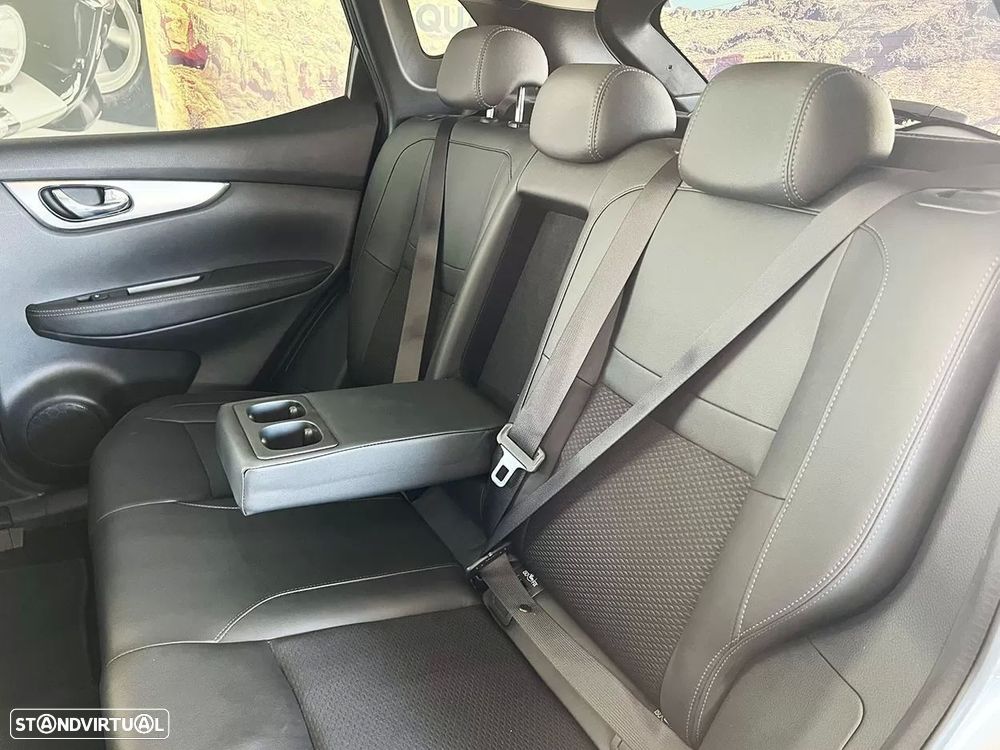 Nissan Qashqai 1.5 dCi Tekna - 21