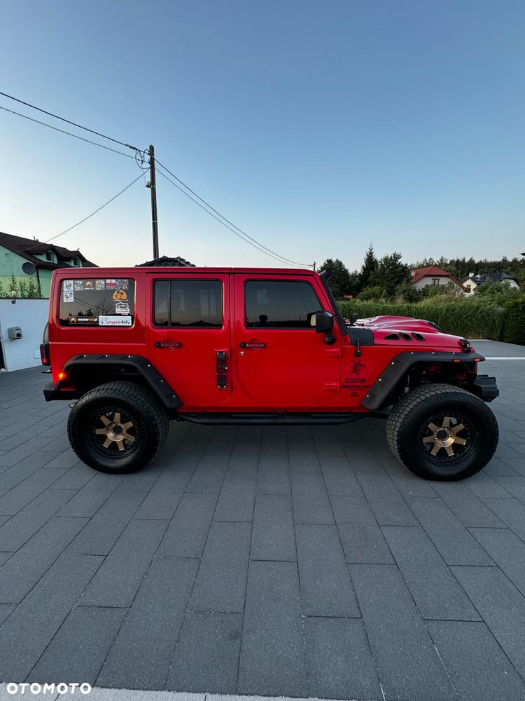 Jeep Wrangler 3.6 Unlim Sahara - 3