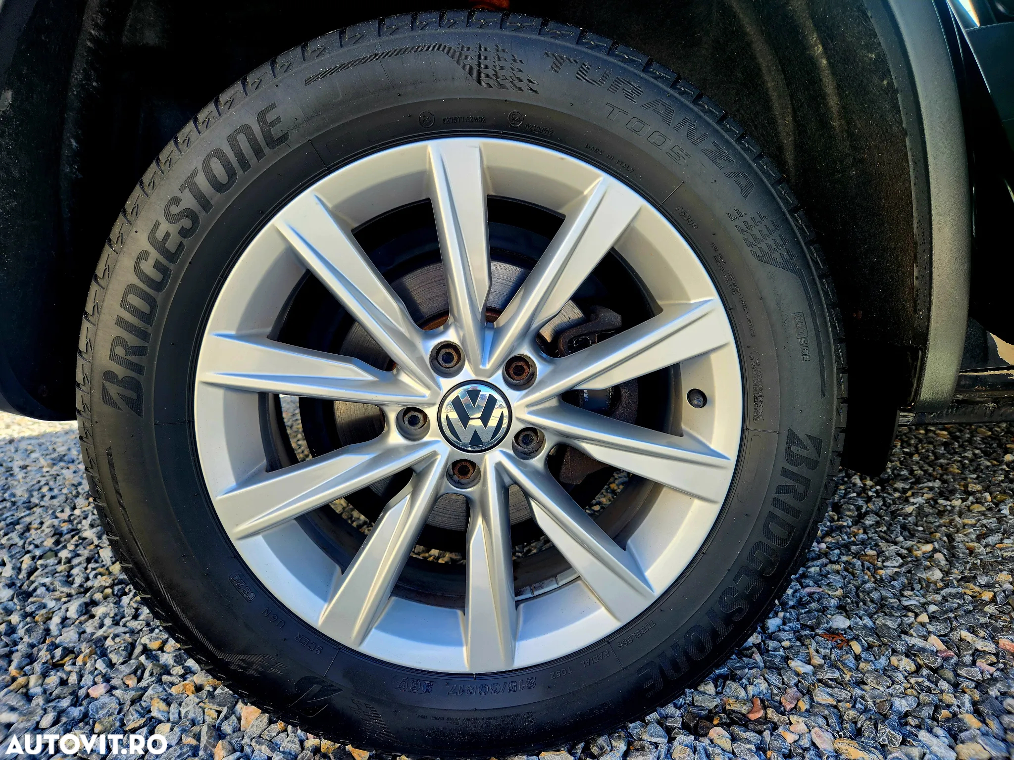 Volkswagen Tiguan 2.0 TDI 4Motion BMT Sport & Style - 35