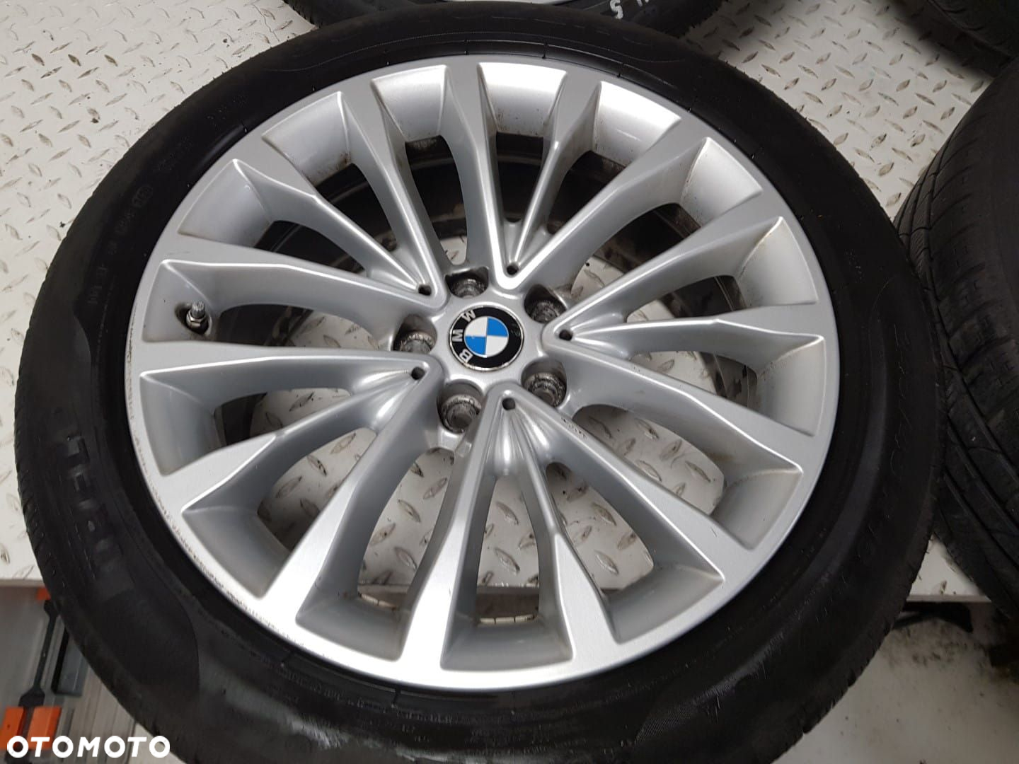 ŁADNY KOMPLET KOŁA ALUFELGI FELGI BMW 5 G30 G31 PIRELLI ZIMOWE RUN FLAT 245 45 18 8,0x19 ET30 5x120 - 3