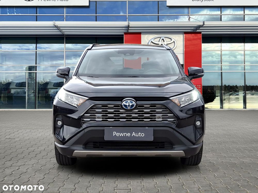 Toyota RAV4 - 8
