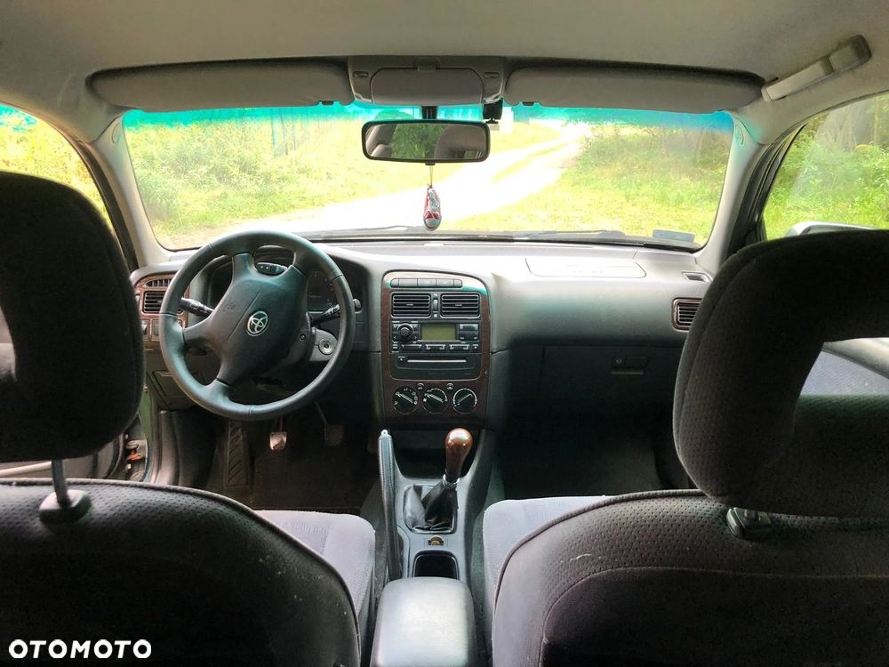 Toyota Avensis 2.0 D-4D Sol - 5