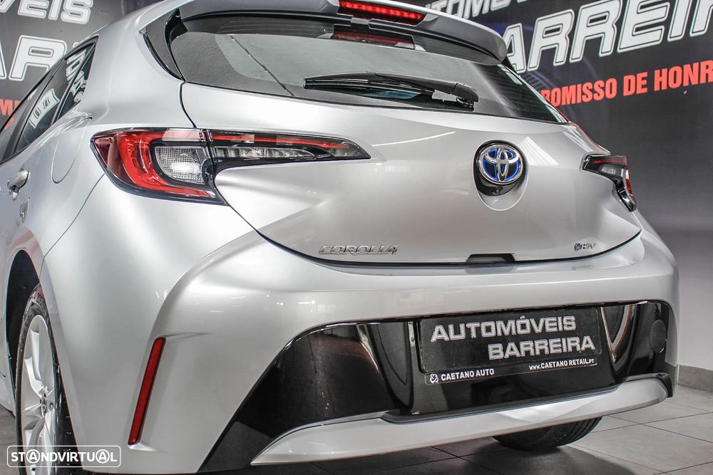 Toyota Corolla 1.8 Hybrid Comfort - 33