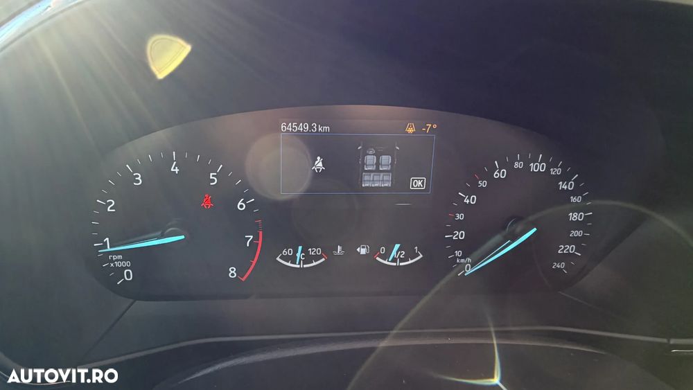 Ford Focus 1.0 EcoBoost Titanium - 13