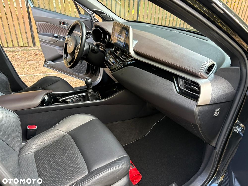 Toyota C-HR - 14