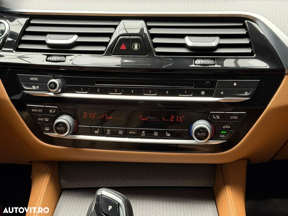 BMW Seria 5 520i Aut. M Sport Edition - 14