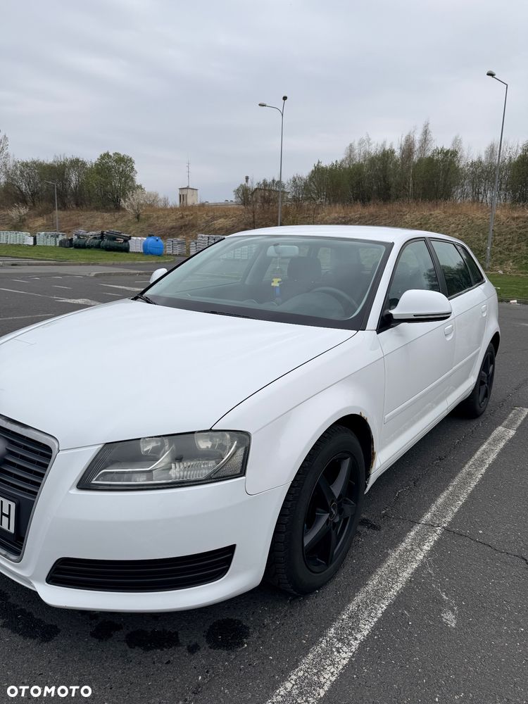Audi A3 Sportback - 4