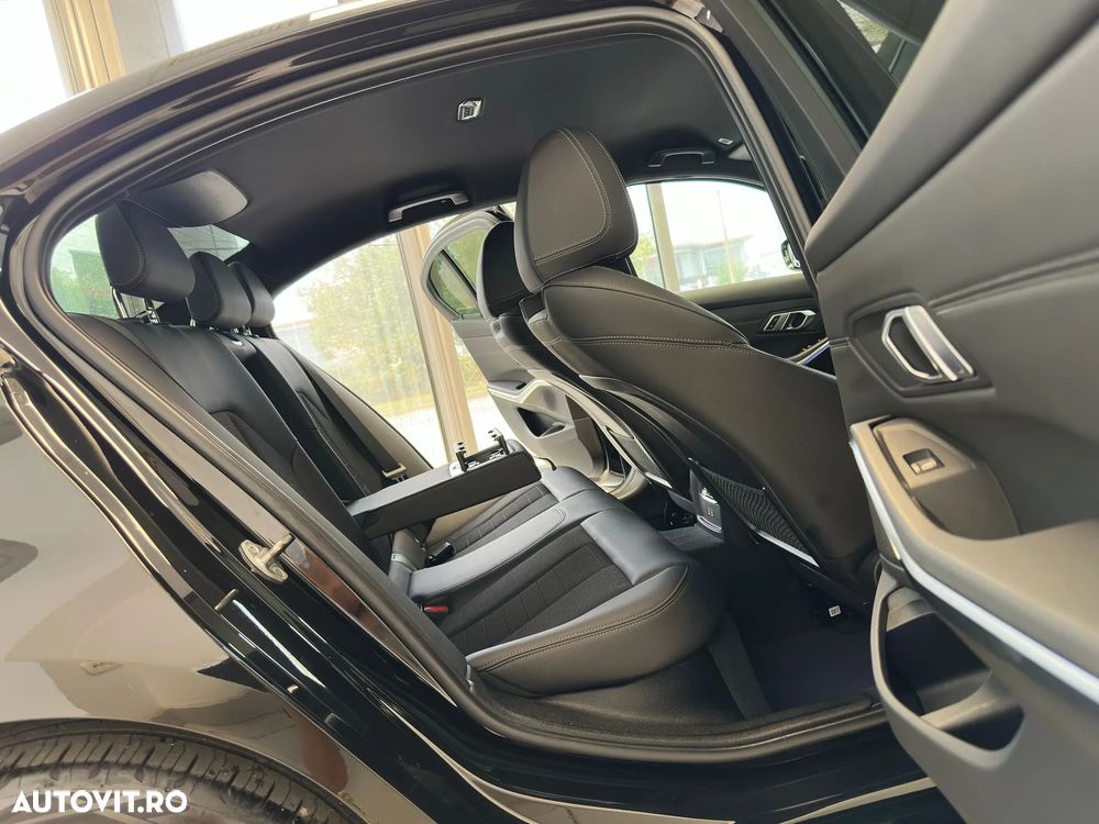 BMW Seria 3 318d Touring Aut. Luxury Line - 12