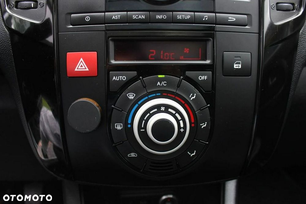Kia Venga 1.4 S - 29
