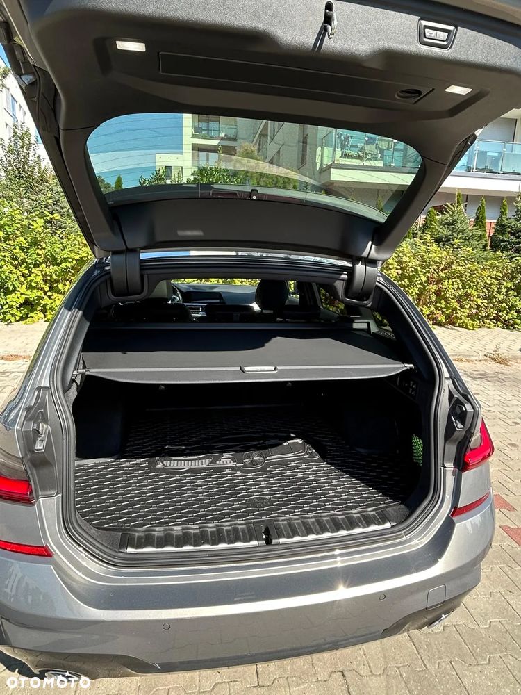 BMW Seria 3 320d xDrive M Sport - 17