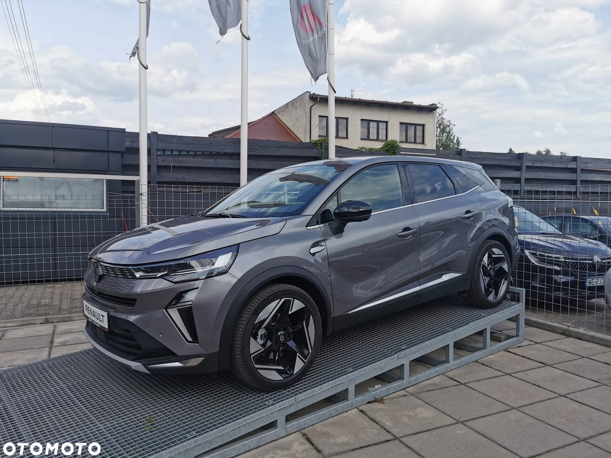 Renault Symbioz 1.6 E-Tech Full Hybrid 145 Iconic - 12