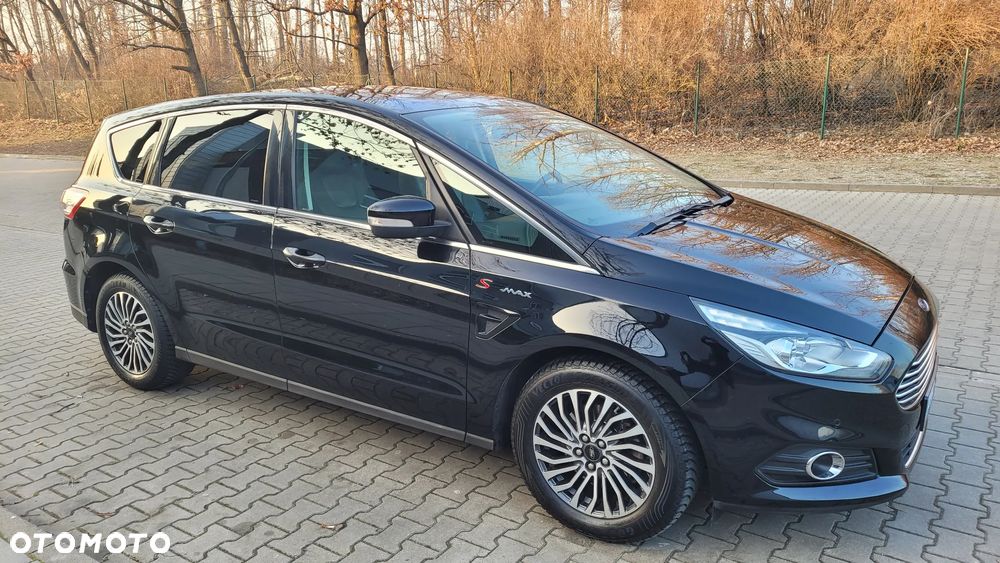 Ford S-Max 2.0 EcoBlue Titanium - 1