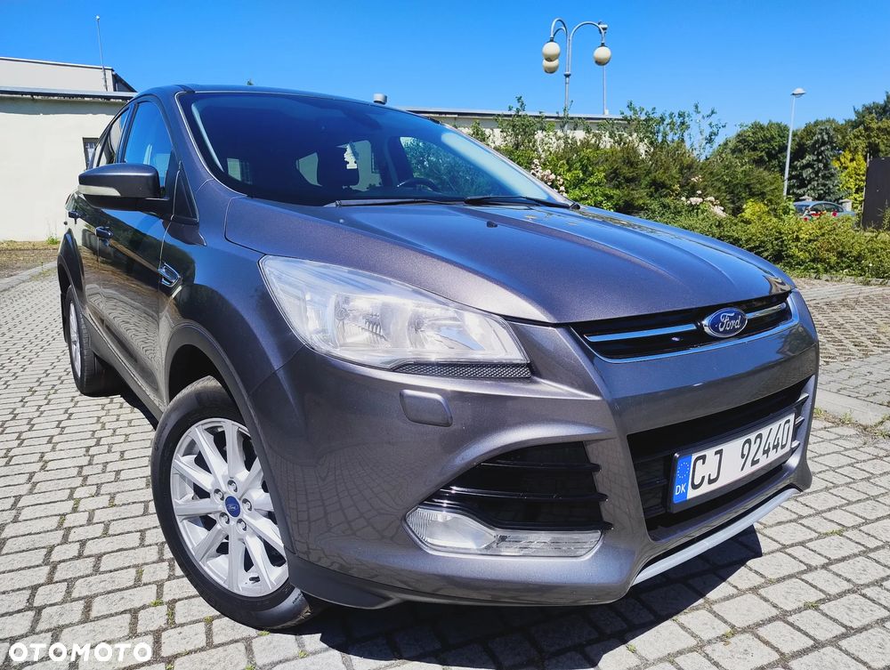 Ford Kuga 2.0 TDCi 2x4 Titanium